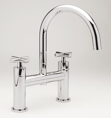 Avant cross handle bath filler